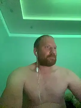 Krzysiekg123 online show from 10-31-25, 10:38