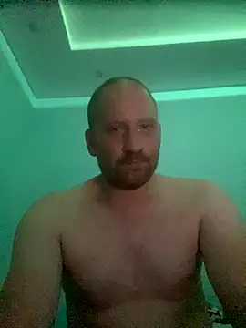 Krzysiekg123 online show from 10-12-25, 09:27