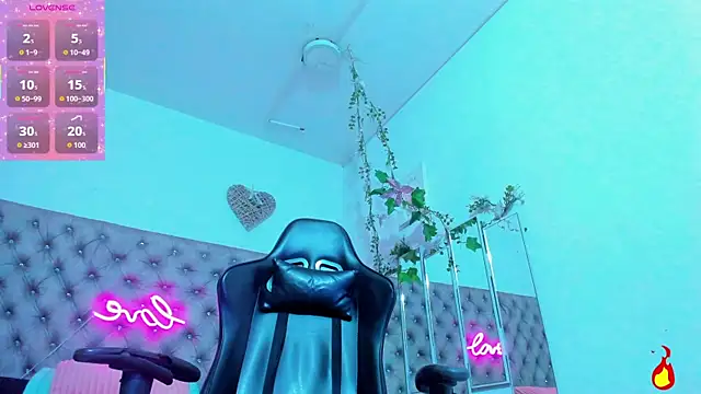 Naomii Viper online show from 01-17-26, 11:03