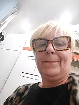 Pumabionda online show from 03-10-26, 05:50