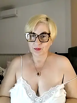 Pumabionda online show from 11-15-25, 09:52