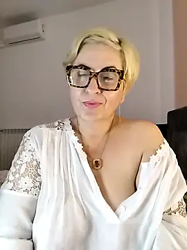 Pumabionda online show from 11-19-25, 10:21