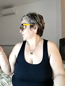 Pumabionda online show from 10-18-25, 04:42