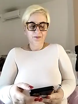 Pumabionda online show from 03-12-26, 12:09