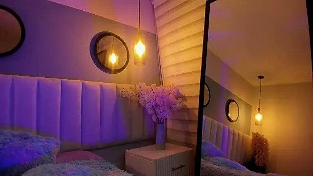 alice lodge online show from 11-06-25, 03:21