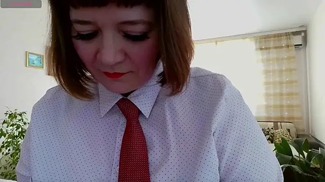 Snapshot of LizaMilfa chatting on 02-19-25, 07:06 LizaMilfa online show from 02-19-25, 07:06