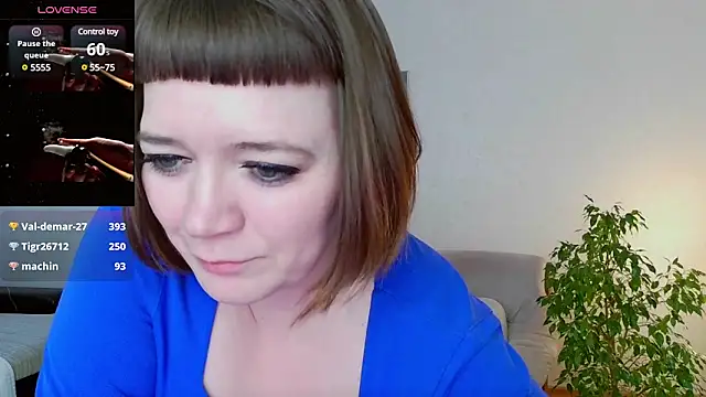 Snapshot of LizaMilfa chatting on 02-27-25, 01:17 LizaMilfa online show from 02-27-25, 01:17