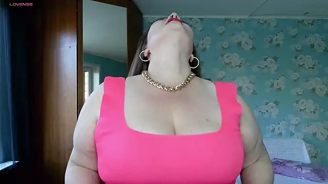 Snapshot of LizaMilfa chatting on 09-18-25, 12:30 LizaMilfa online show from 09-18-25, 12:30