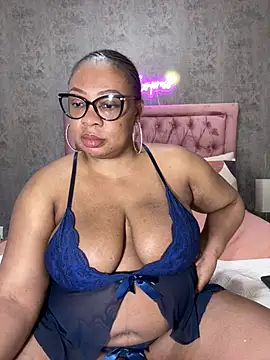 VixenRoyaleX online show from 02-25-26, 03:18