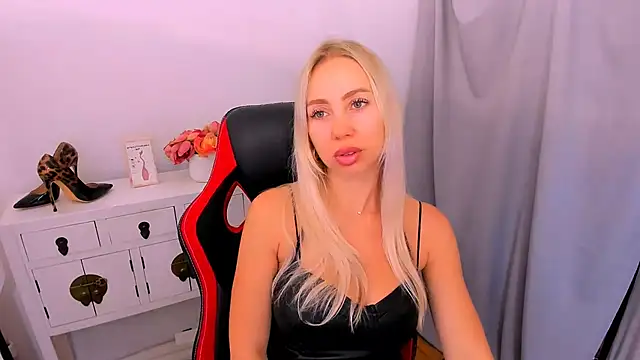 Snapshot of MargaritaRose chatting on 07-07-26, 06:47 MargaritaRose online show from 07-07-26, 06:47