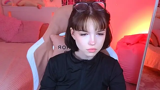 MinervaFleur online show from 02-27-25, 09:36