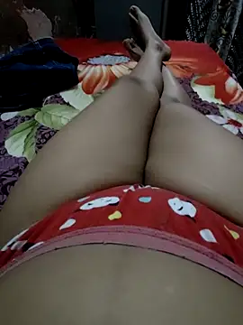 Snapshot of urrubybaby chatting on 10-08-25, 04:58 urrubybaby online show from 10-08-25, 04:58