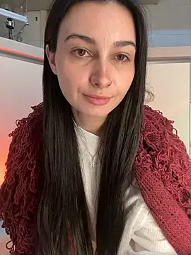 lunalovelee online show from 11-18-25, 04:21