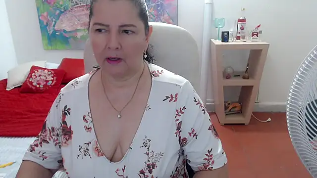 leonela 69 online show from 12-16-25, 02:16