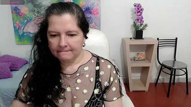 Snapshot of leonela_69 chatting on 03-15-25, 10:13 leonela 69 online show from 03-15-25, 10:13