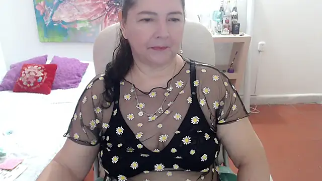 leonela 69 online show from 03-18-26, 12:36