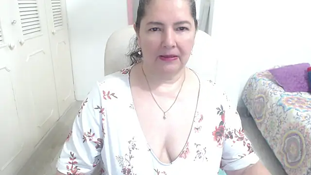 leonela 69 online show from 05-08-26, 12:47