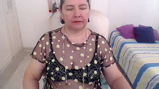 leonela 69 online show from 05-20-26, 11:40