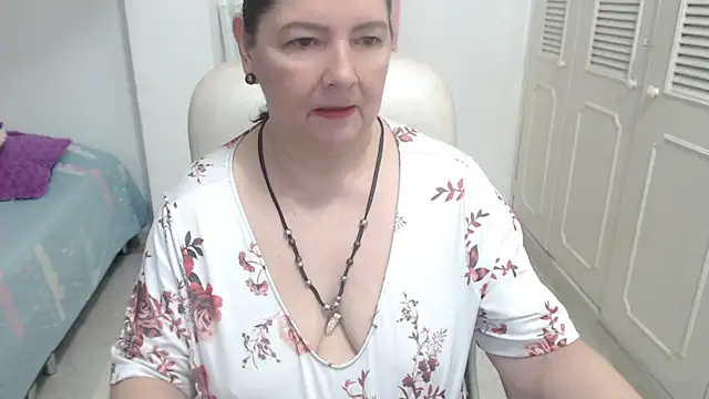 Snapshot of leonela_69 chatting on 07-14-26, 11:44 leonela 69 online show from 07-14-26, 11:44