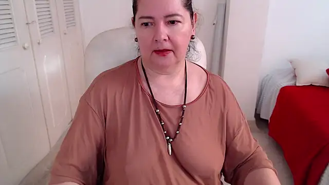 Snapshot of leonela_69 chatting on 06-27-26, 12:22 leonela 69 online show from 06-27-26, 12:22