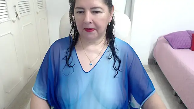 leonela 69 online show from 04-25-26, 12:35