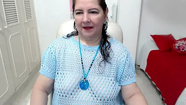 Snapshot of leonela_69 chatting on 06-19-26, 11:31 leonela 69 online show from 06-19-26, 11:31