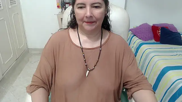 leonela 69 online show from 05-22-26, 01:36