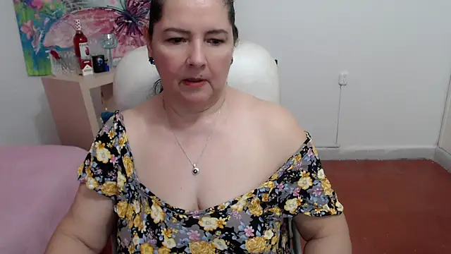 Snapshot of leonela_69 chatting on 10-06-25, 03:19 leonela 69 online show from 10-06-25, 03:19