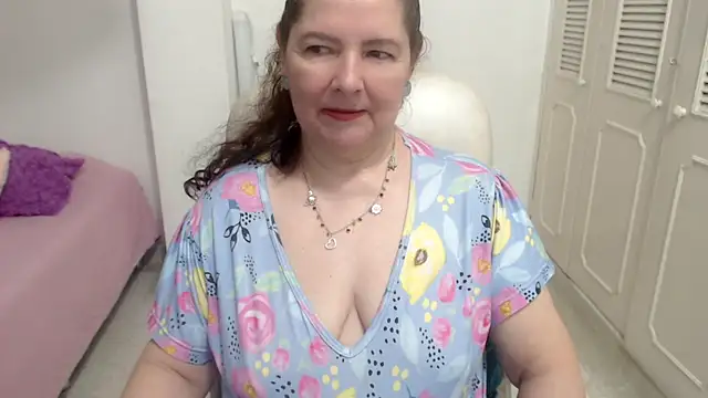 Snapshot of leonela_69 chatting on 07-09-26, 11:26 leonela 69 online show from 07-09-26, 11:26