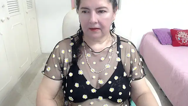 leonela 69 online show from 05-02-26, 12:27