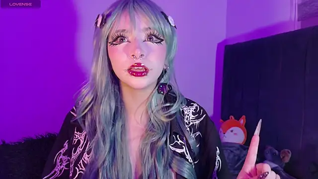 purplelilith3 online show from 06-16-26, 11:10