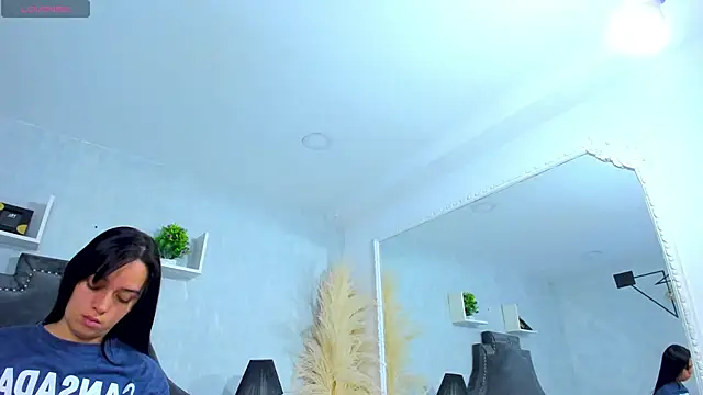 EmiliaRose  online show from 12-15-25, 09:20