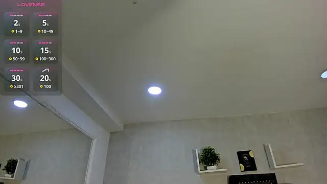 EmiliaRose  online show from 10-06-25, 08:53