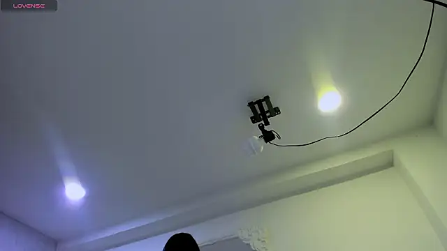 EmiliaRose  online show from 02-11-26, 09:03