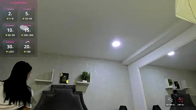 EmiliaRose  online show from 10-19-25, 08:44