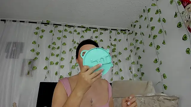 EmiliaRose  online show from 05-26-26, 12:09