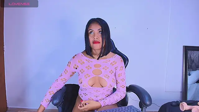 natasha steele online show from 01-05-26, 09:51