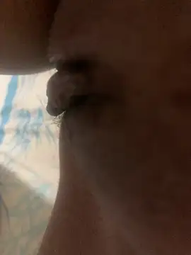 Snapshot of juliasz chatting on 05-03-26, 10:46 juliasz online show from 05-03-26, 10:46