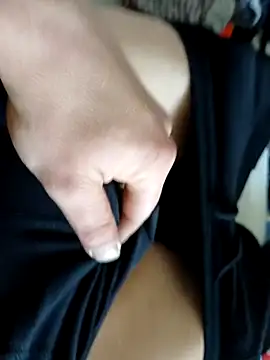 flo000031 online show from 03-10-25, 12:49