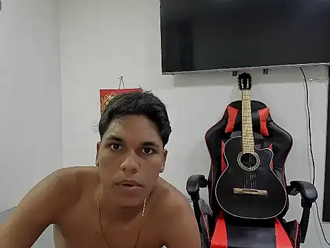 Snapshot of David_Gil19 chatting on 03-01-25, 01:53 David Gil19 online show from 03-01-25, 01:53