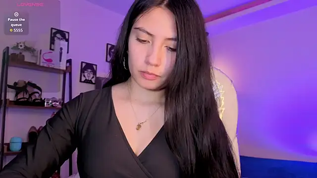 Miller Vanessa  online show from 11-05-25, 08:45