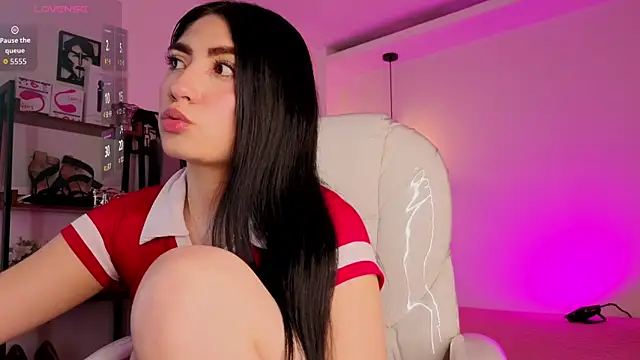 Miller Vanessa  online show from 09-29-25, 08:25