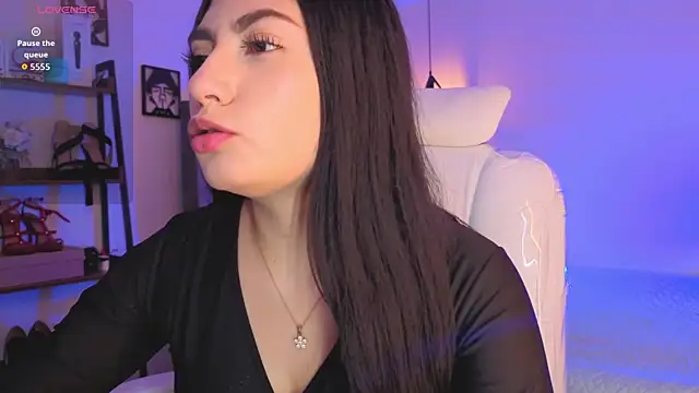 Miller Vanessa  online show from 04-21-26, 08:37