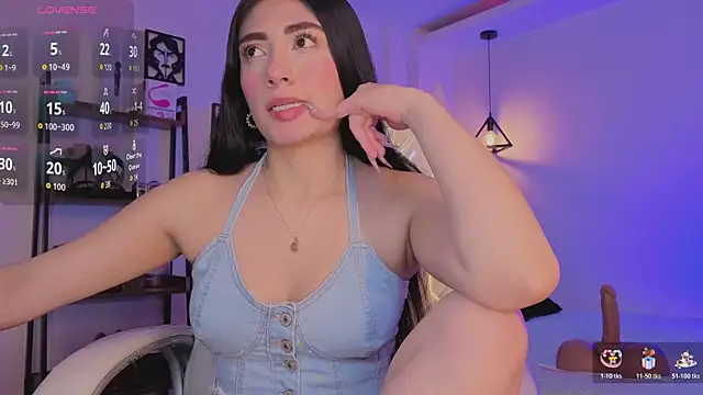 Miller Vanessa  online show from 11-24-25, 08:42