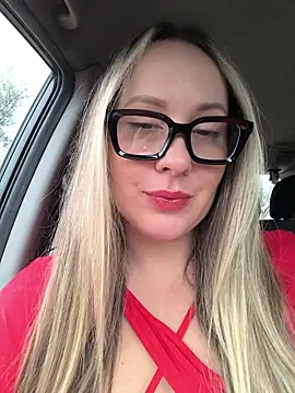 Mona Plus online show from 12-19-25, 08:17