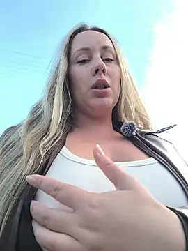 Mona Plus online show from 11-15-25, 08:18