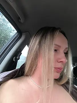 Mona Plus online show from 12-17-25, 08:52