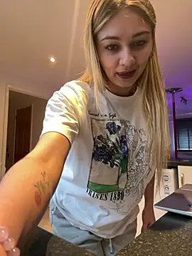 skyemorgan01 online show from 03-01-26, 10:59