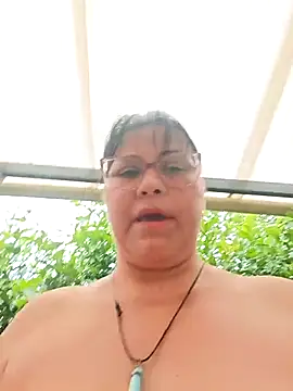 Snapshot of promiscuous-indecent-momm chatting on 04-30-26, 08:57 promiscuous-indecent-momm online show from 04-30-26, 08:57