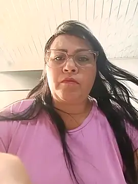 Snapshot of promiscuous-indecent-momm chatting on 05-18-26, 01:49 promiscuous-indecent-momm online show from 05-18-26, 01:49